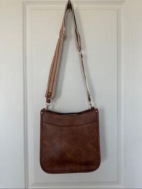 Brown Leather Crossbody Bag with Patterned Strap